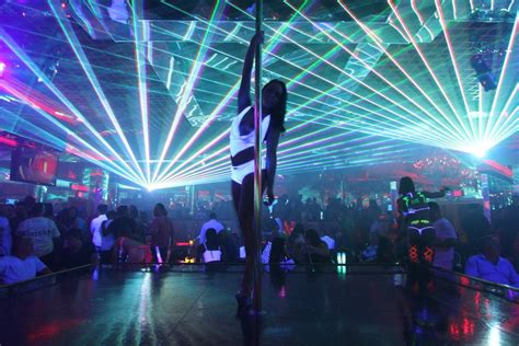 stripclup porn|Free Strip Club Porn Videos (2,284)